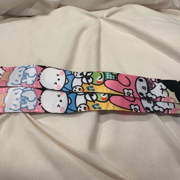 Sanrio Hello Kitty and Friends Lanyard Keychain ID Badge Key Holder NEW - Picture 4 of 5